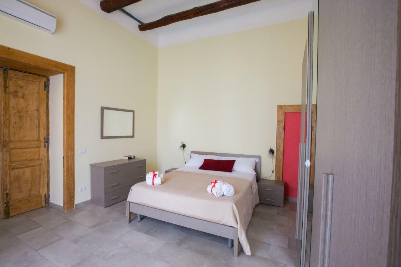 La Fontana Di Rua Catalana Apartment Napoli Ngoại thất bức ảnh